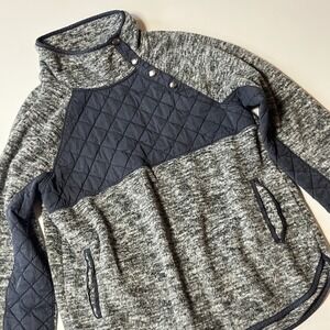 Abercrombie & Fitch Quilted Fleece Jacket Sz M Gray Asymmetrical Snap Layer Top